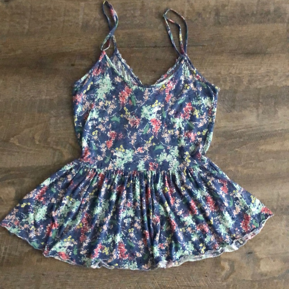 Floral tank top - Picture 3 of 4